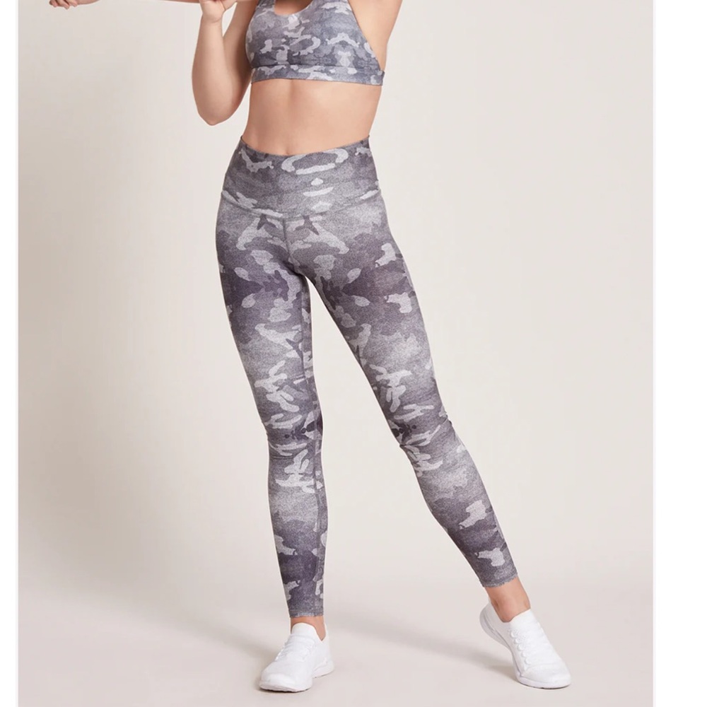 Niyamasol Camo High Waisted Legging Small